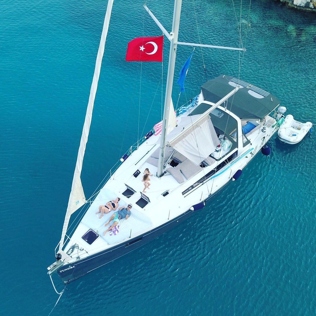 Beneteau Oceanis 48 | Tundra
