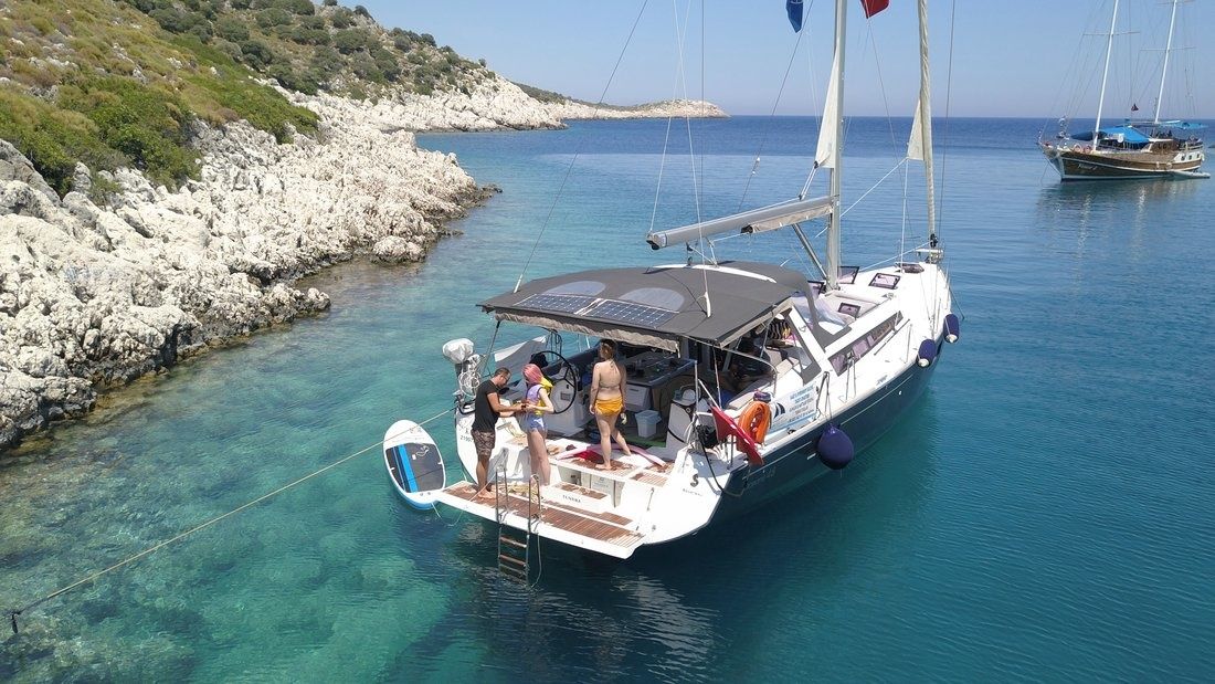 Beneteau Oceanis 48 | Tundra