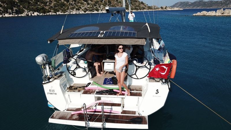 Beneteau Oceanis 48 | Tundra