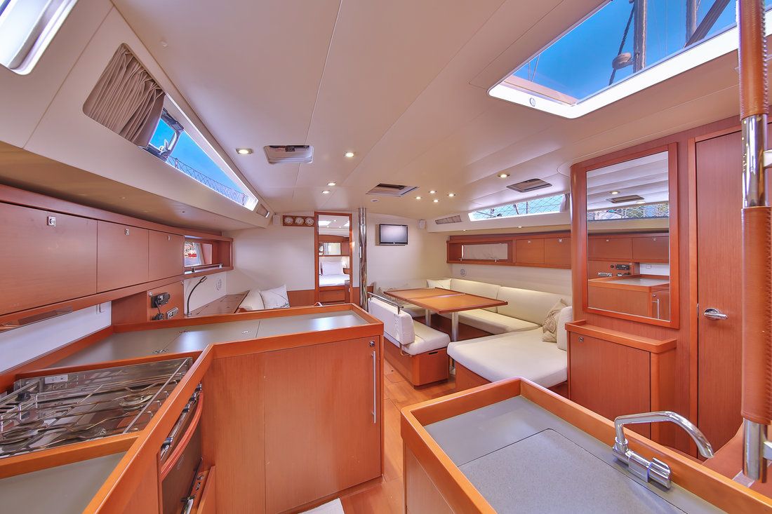 Beneteau Oceanis 48 | Tundra