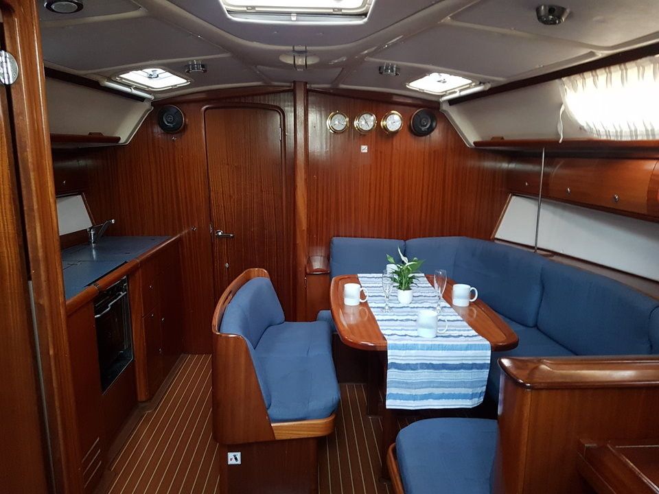 Bavaria Cruiser 41 | Azzurro