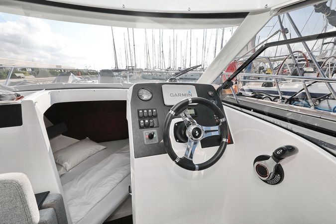Beneteau Antares 8 | Beleca