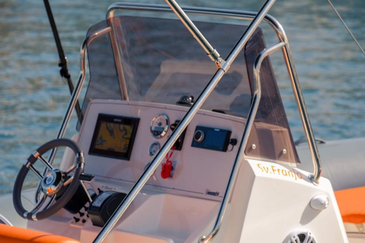 Marlin 790 | Sv. Franjo