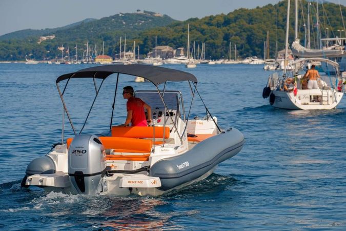 Marlin 790 | Sv. Franjo