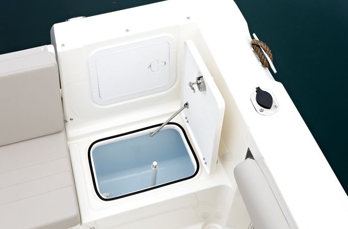 Quicksilver 605 | Pilothouse
