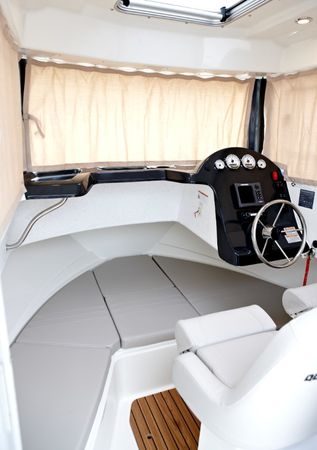 Quicksilver 605 | Pilothouse