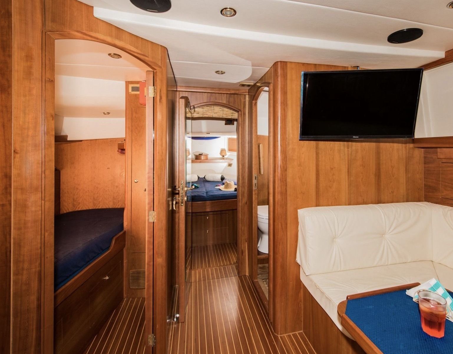 Tecnonautica Jeranto 11 | Sea Living