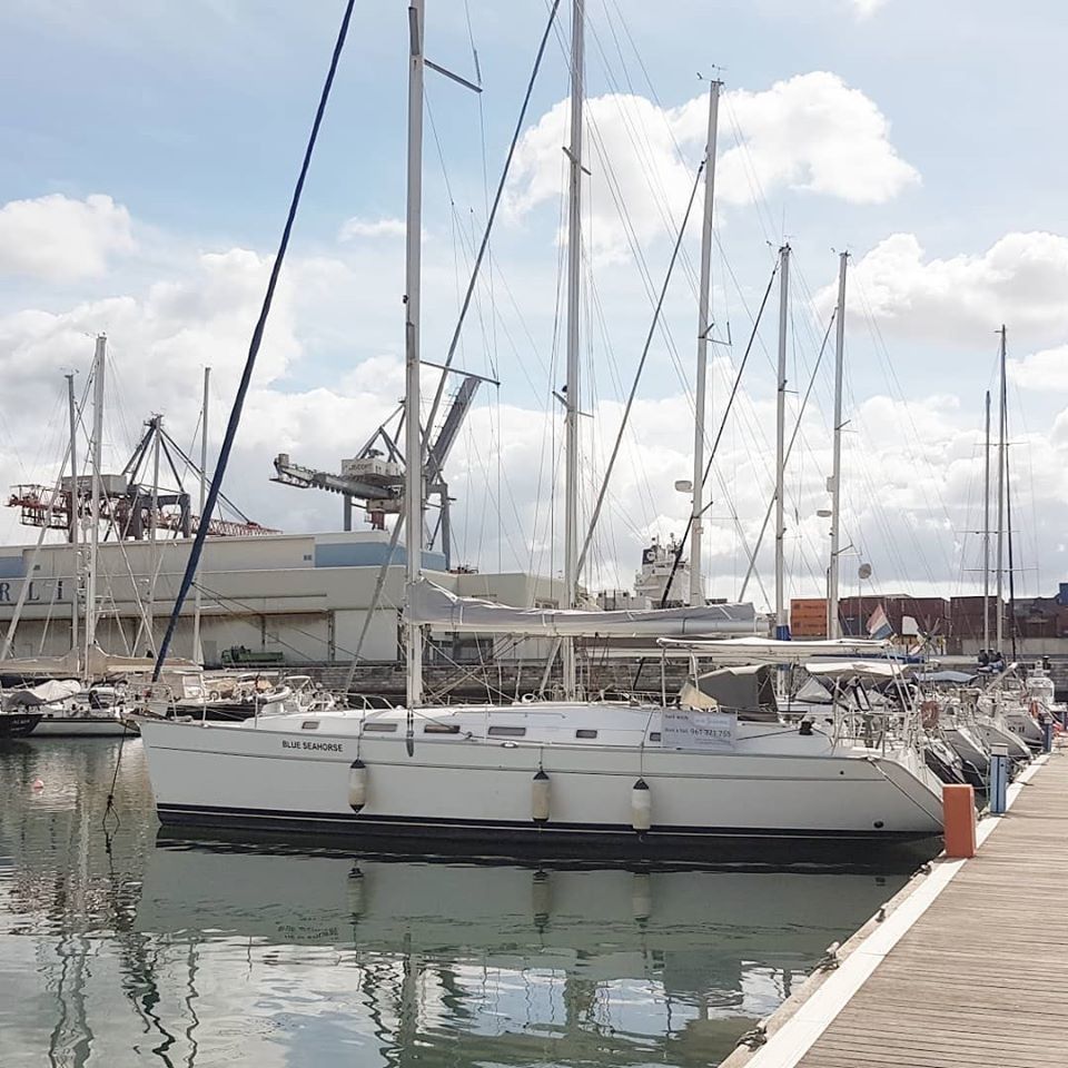 Beneteau Oceanis 43 | Blue Seahorse