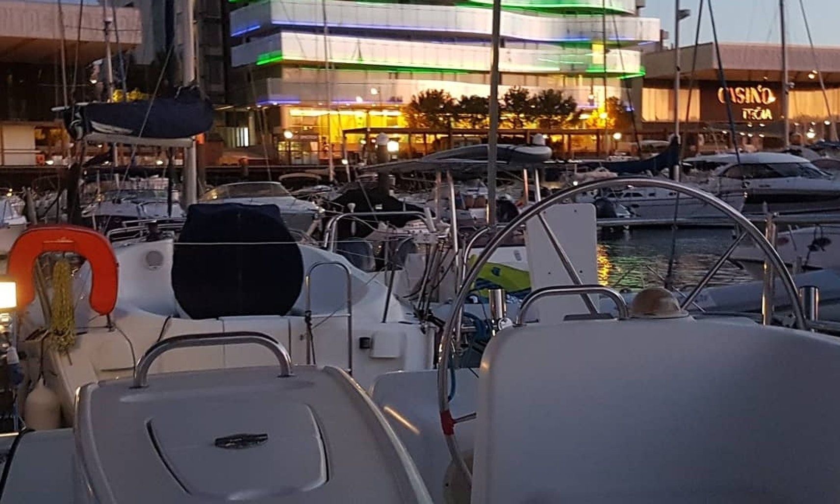 Beneteau Oceanis 43 | Blue Seahorse