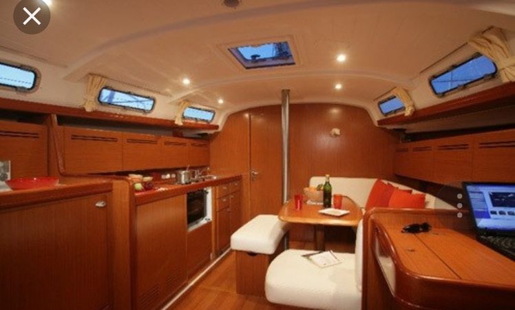 Beneteau Oceanis 43 | Blue Seahorse