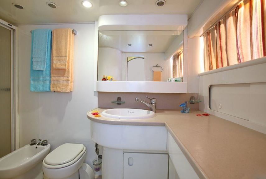 Motor Yacht 88 | Mystery