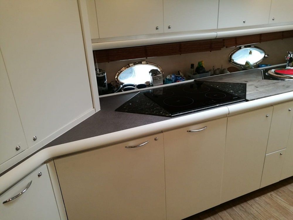 Sunseeker 68 | Gas Gas