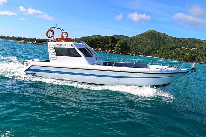 Custom Built 33 | Espadron