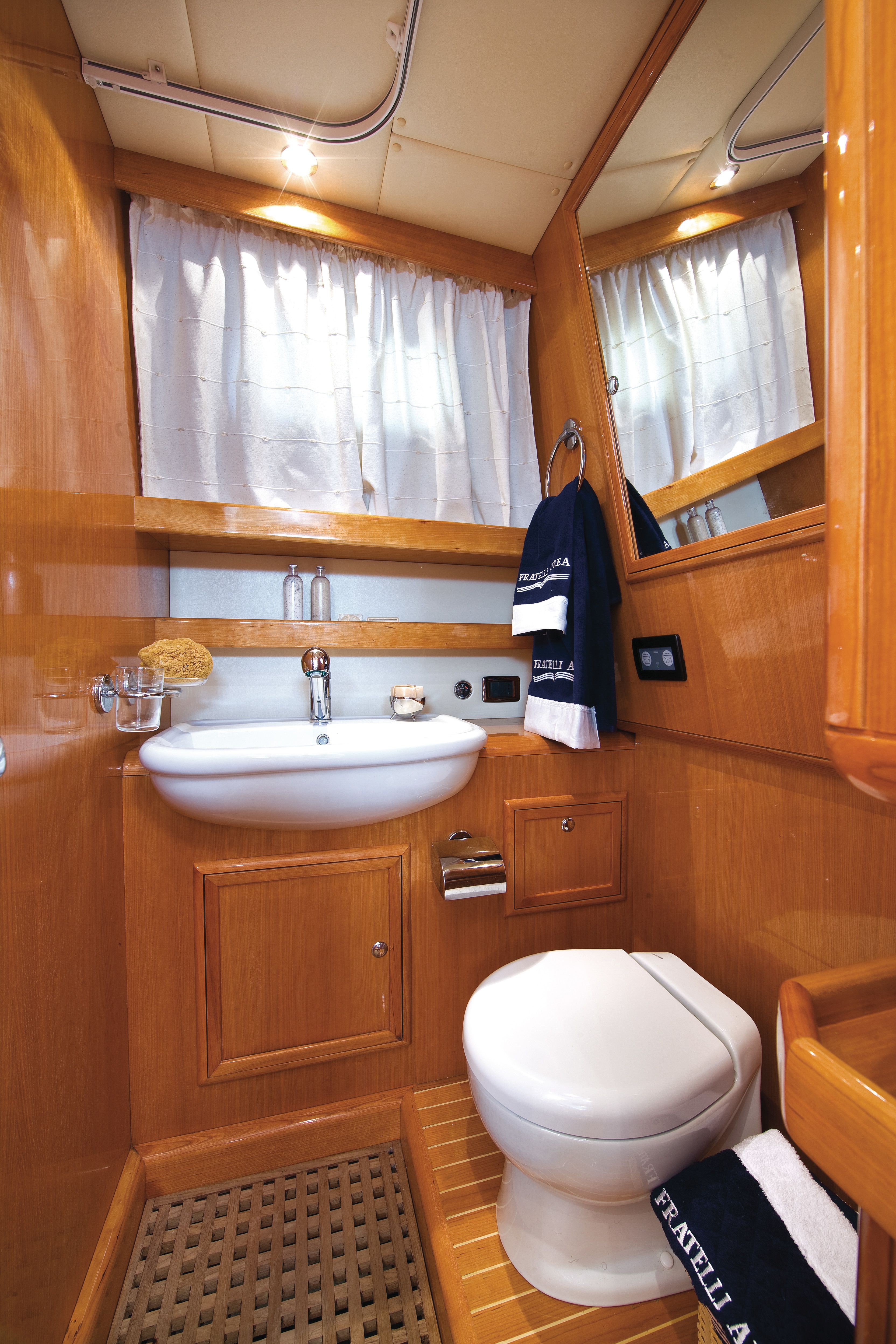 Fratelli Aprea 36 | Fili