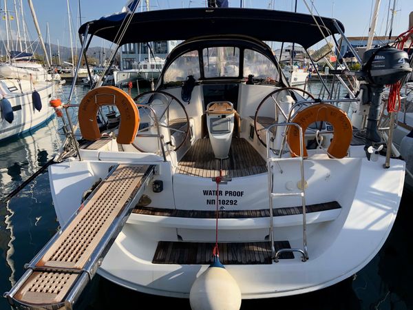 Jeanneau Sun Odyssey 42 | Waterproof
