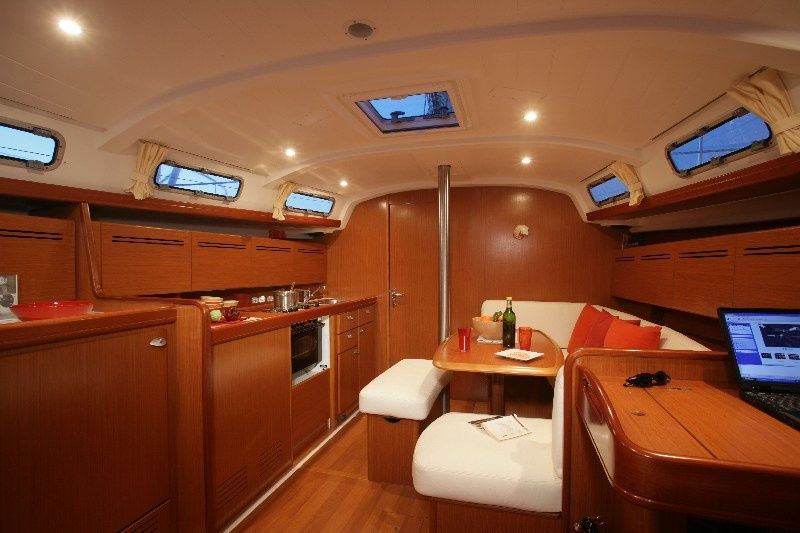 Beneteau Cyclades 39.3 | Via col Vento