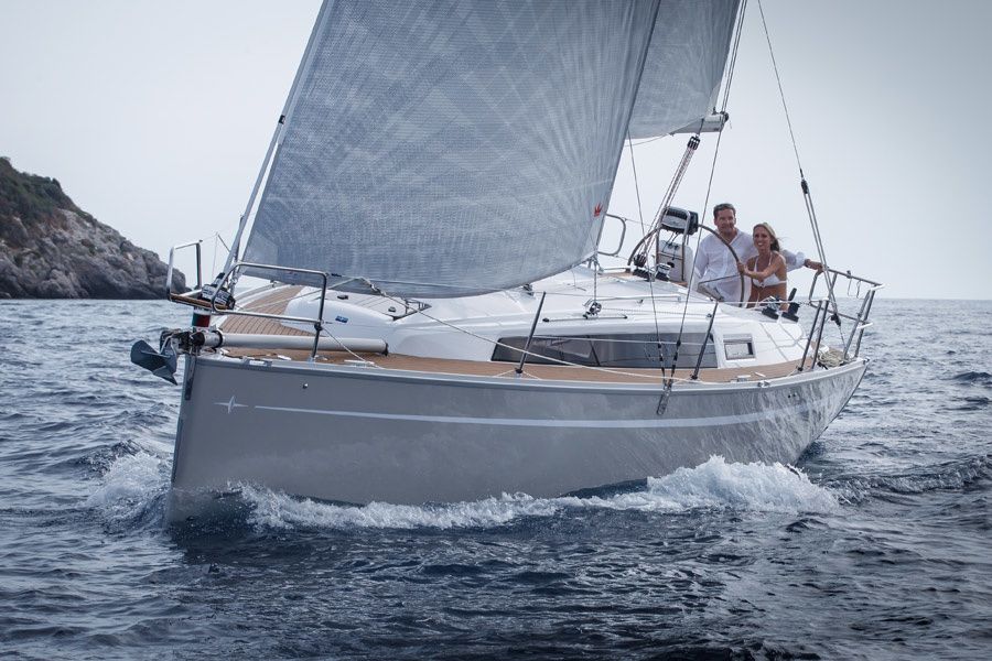 Bavaria Cruiser 33 | Bella