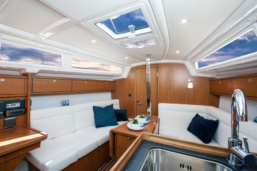 Bavaria Cruiser 33 | Bella