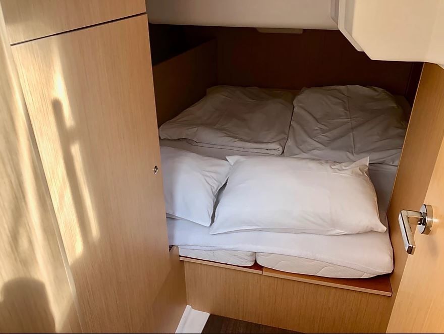 Beneteau Oceanis 38 | Foxy