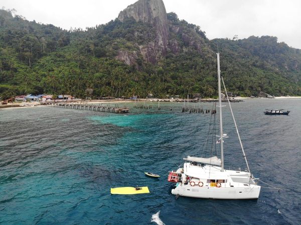 Lagoon 400 S2 | Gracefully