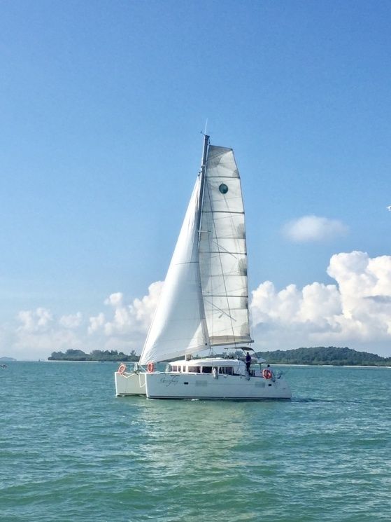 Lagoon 400 S2 | Gracefully