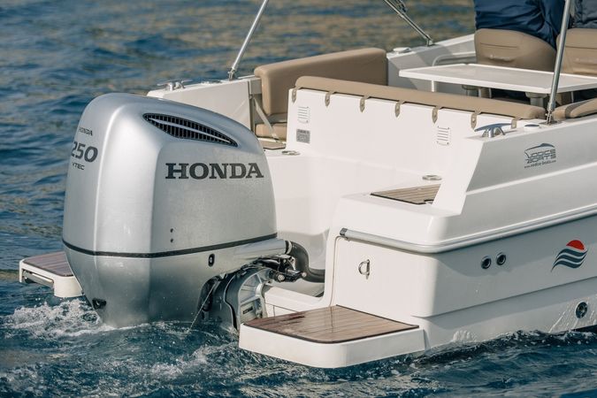 Atlantic Marine 750 | Open