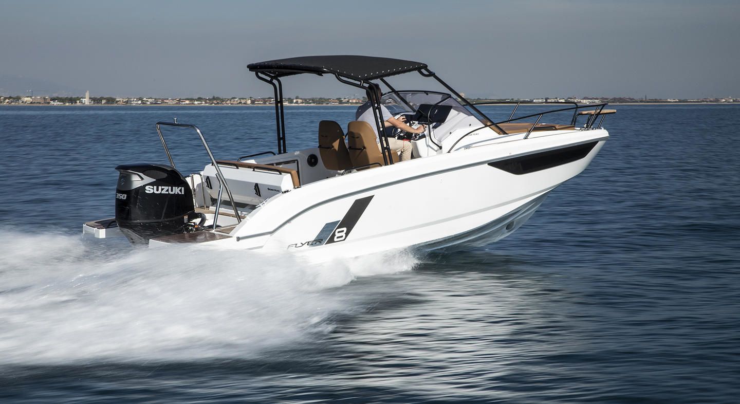 Beneteau Flyer 8 Sundeck | Sundeck