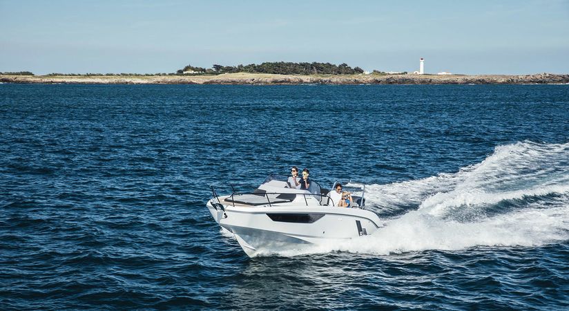 Beneteau Flyer 8 Sundeck | Sundeck