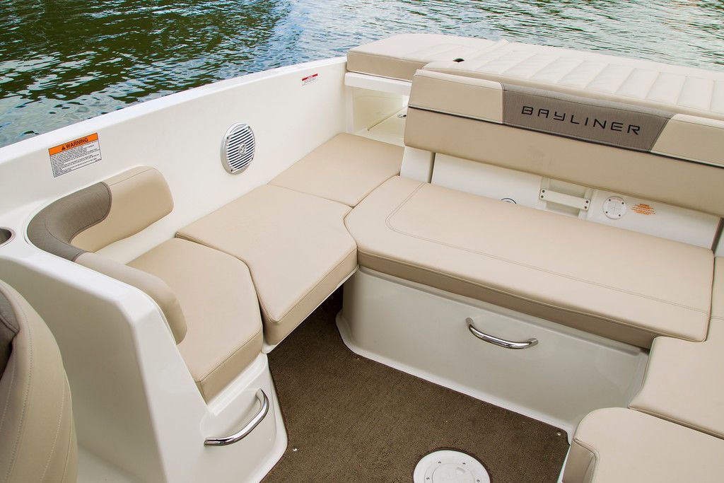 Bayliner 6 | VR6 OB MY2023