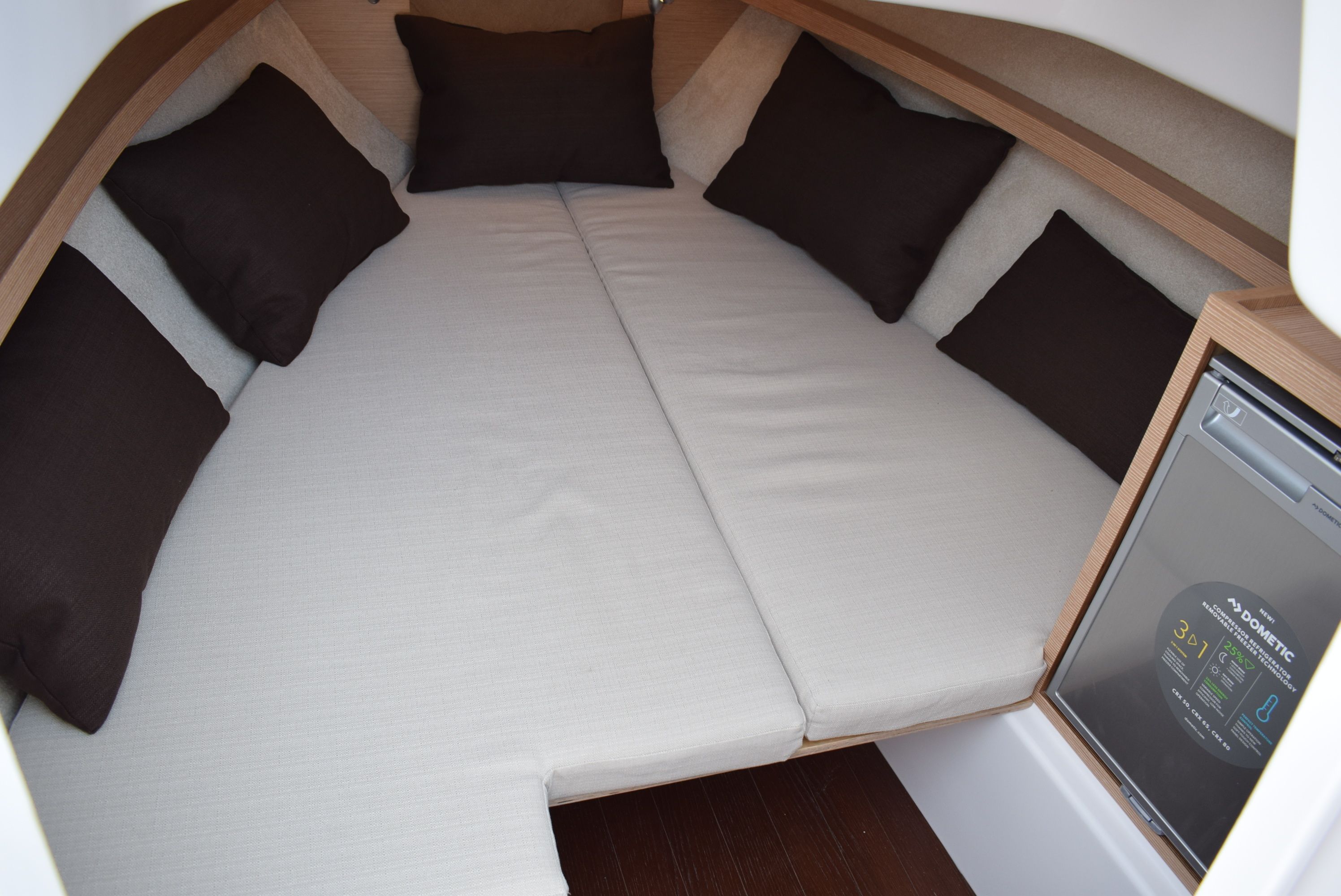 Focus 23 | Sundeck (Blue)