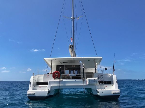 Fountaine Pajot Lucia 40 | Aquila