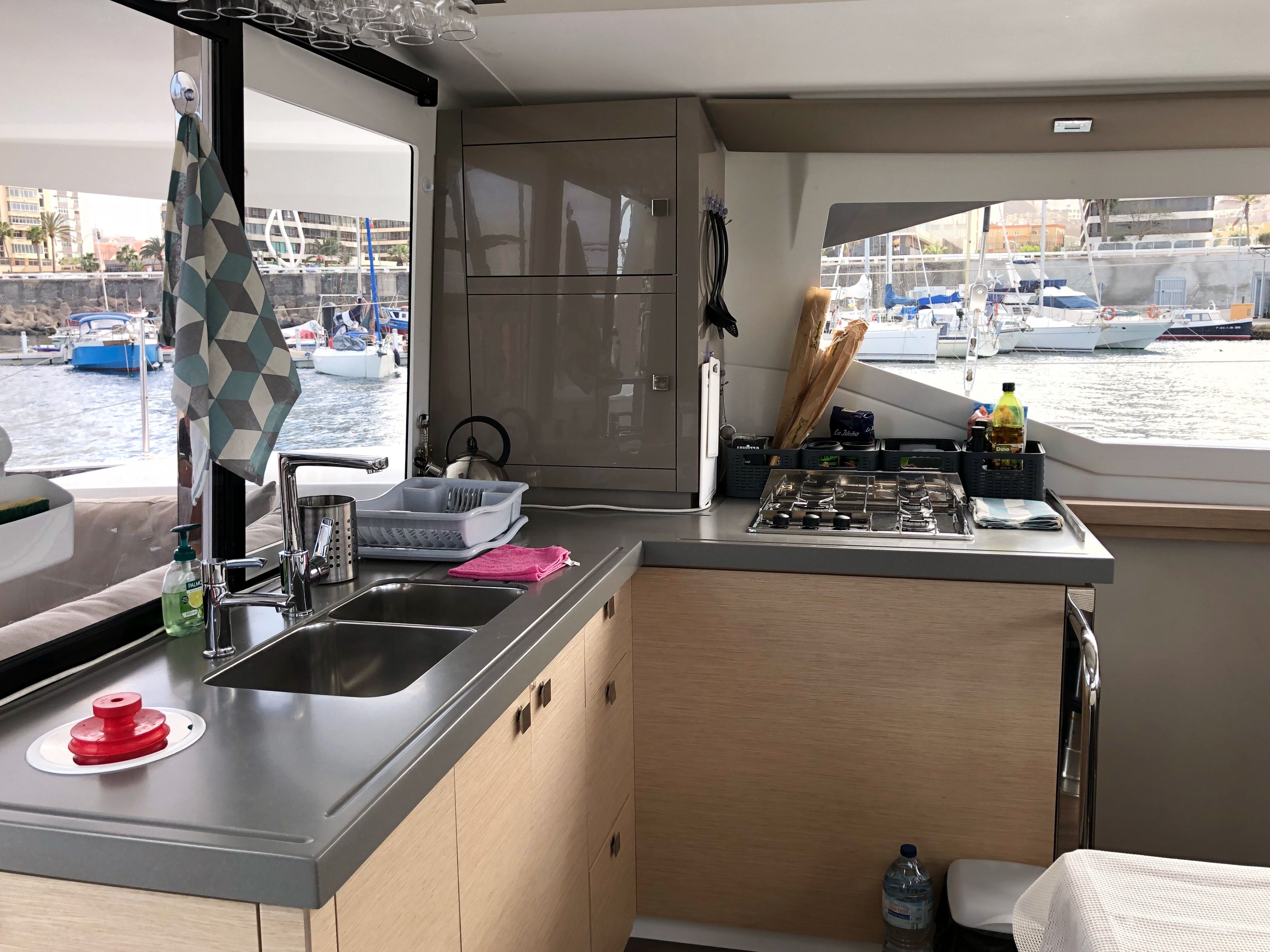 Fountaine Pajot Lucia 40 | Aquila