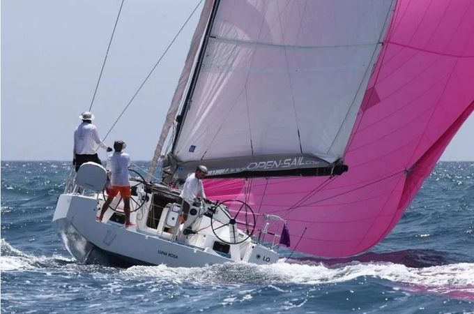 Pogo 12.50 | Luna Rosa