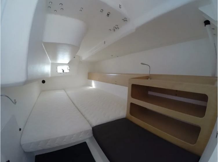 Pogo 12.50 | Luna Rosa