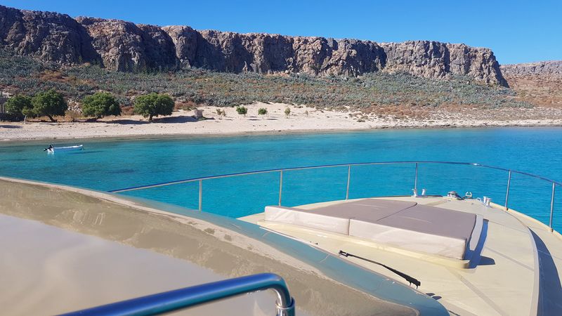 Dufin 57 | Lady Roula