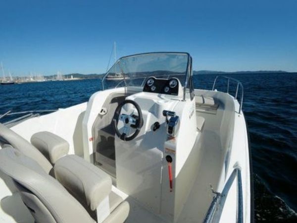 Quicksilver 675 | Active Open