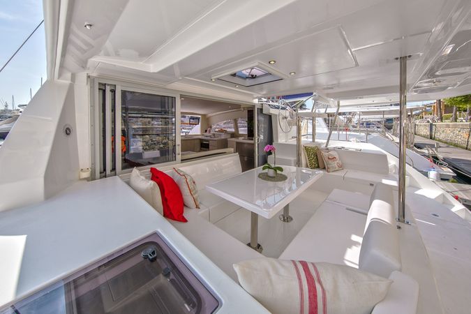 Leopard 40 | Moorings 20