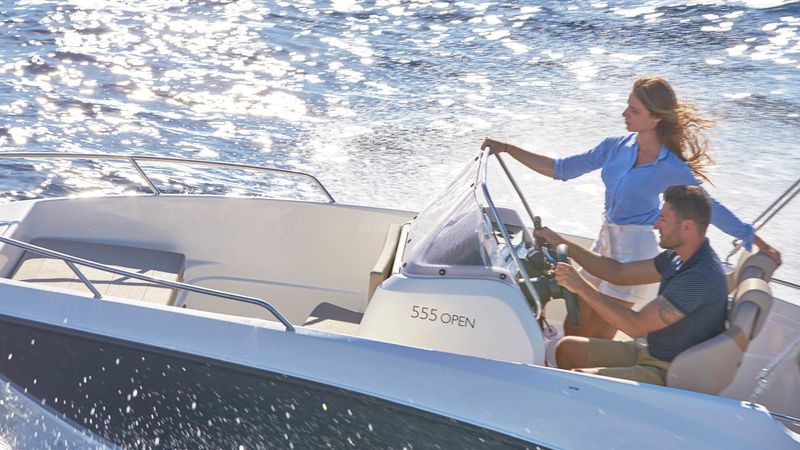 Quicksilver 555 | Astreo