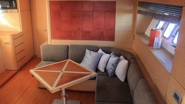 Linea Rossa Sparrow 58 | Priamos 1