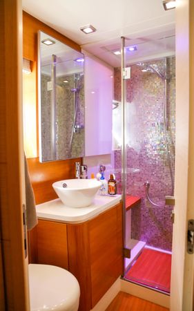 Linea Rossa Sparrow 58 | Priamos 1