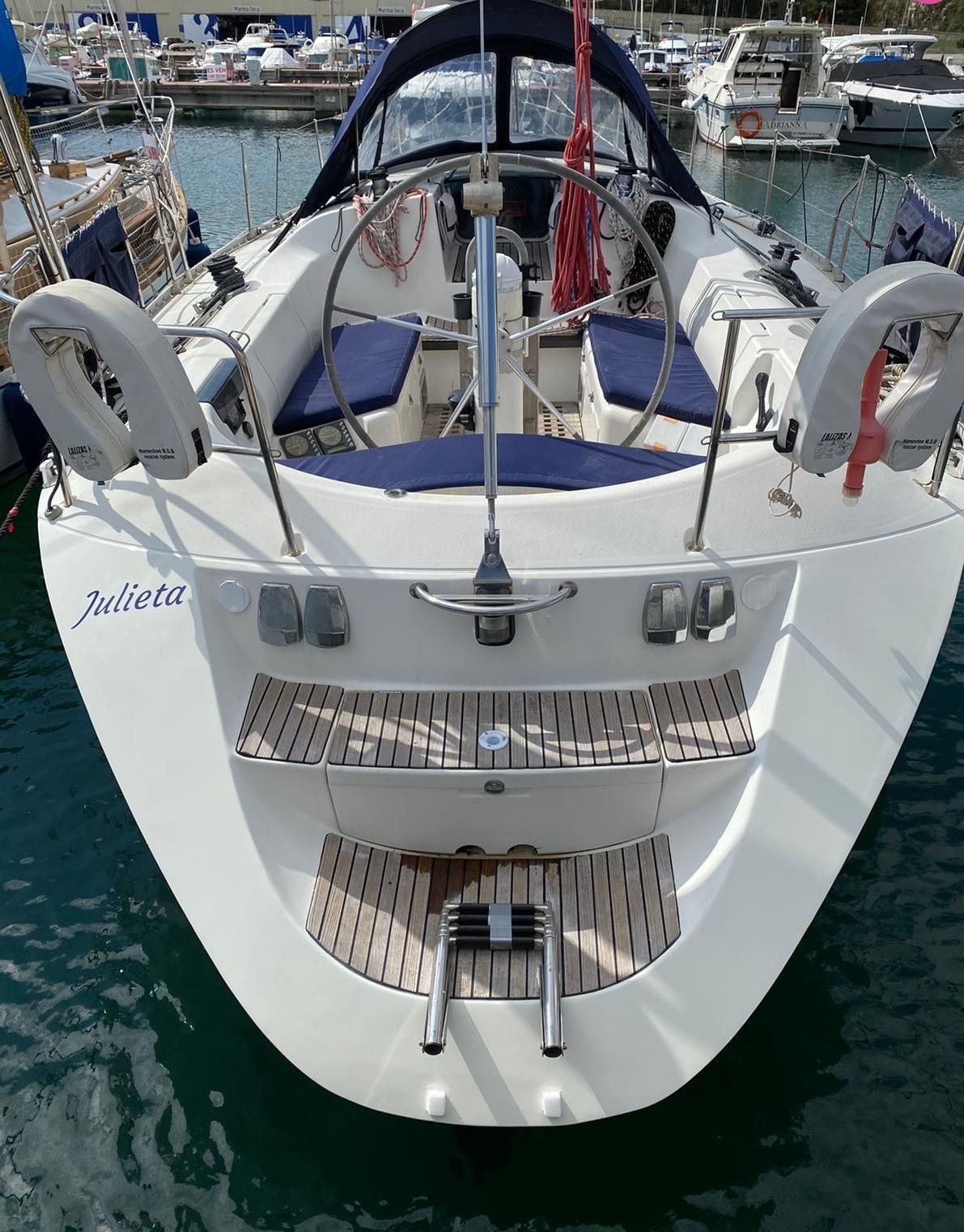 Beneteau First 41 | Julieta