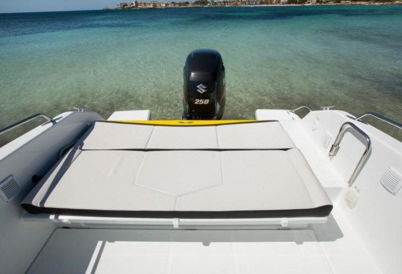 Beneteau Flyer 7.7 | Seabreeze