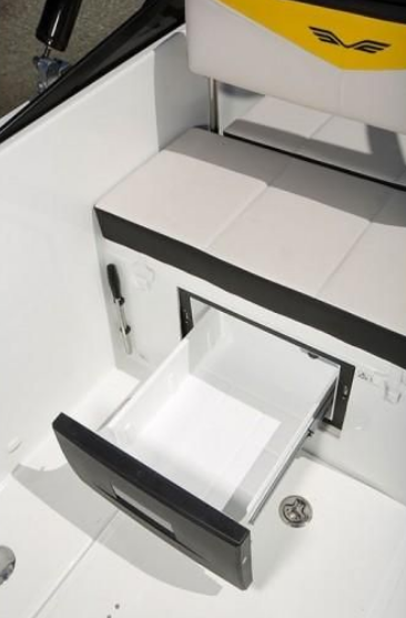 Beneteau Flyer 7.7 | Seabreeze