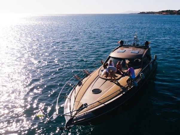 Sunseeker Predator 55 | Atzzo