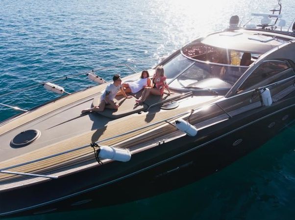 Sunseeker Predator 55 | Atzzo