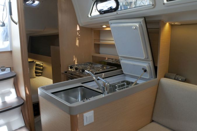 Beneteau Oceanis 30.1 | Tempus 2