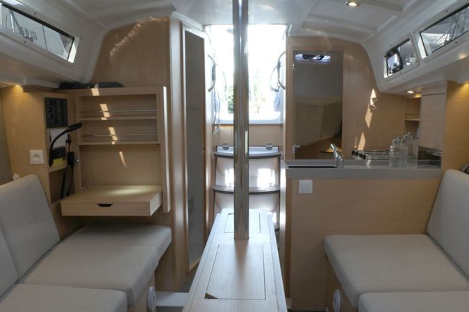 Beneteau Oceanis 30.1 | Tempus 2