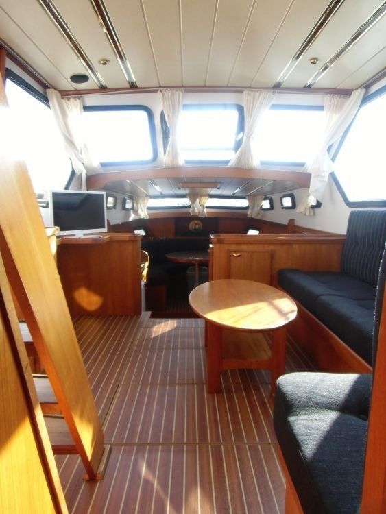 Valkkruiser 1160 | Iris Elite