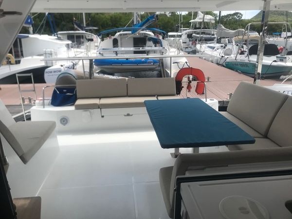 Fountaine Pajot Lucia 40 | Aeris