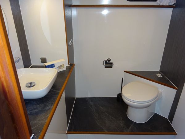 Valkkruiser Content 1270 | Lauryn Elite